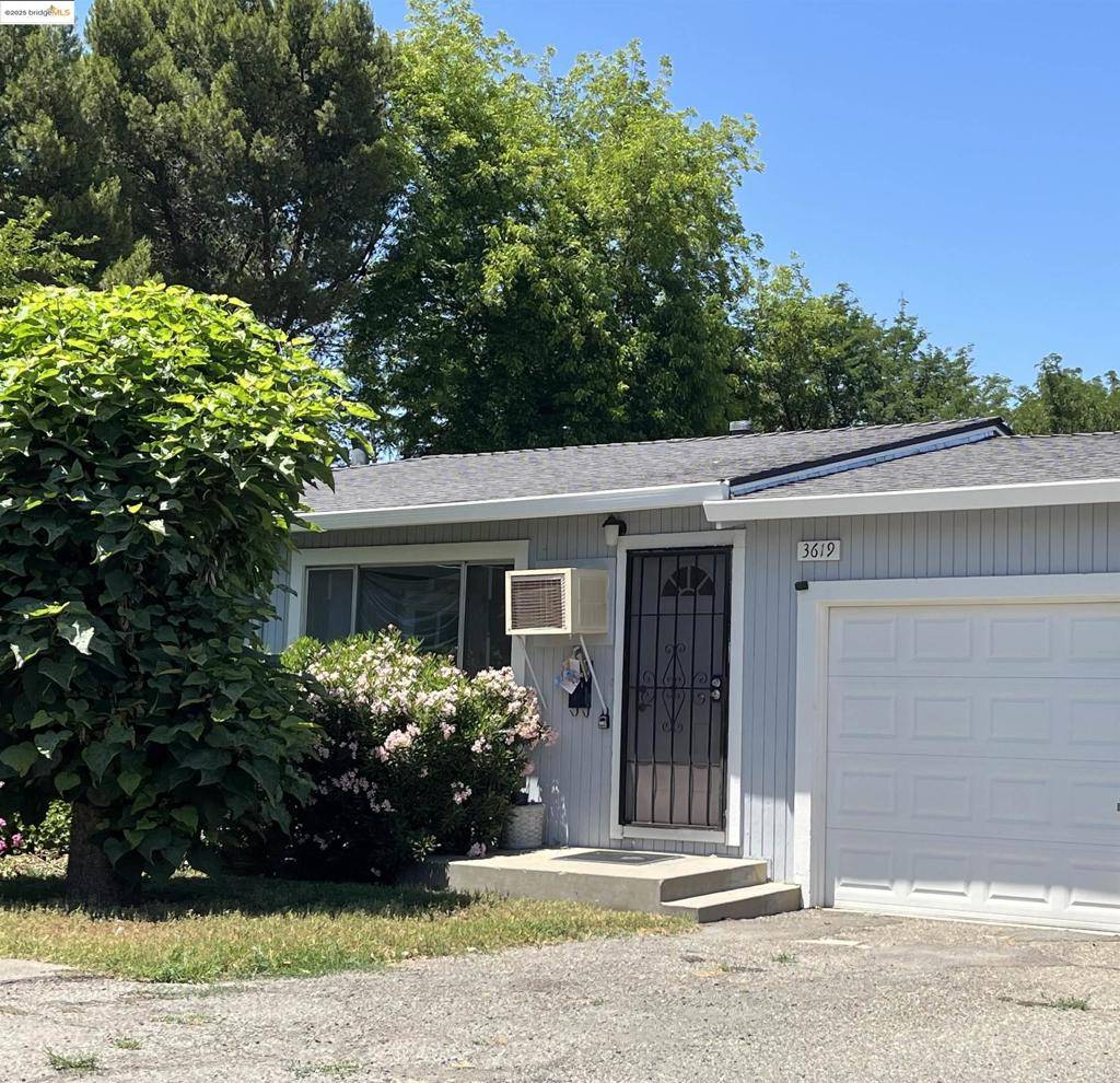 Stockton, CA 95204,3619 DeOvan St