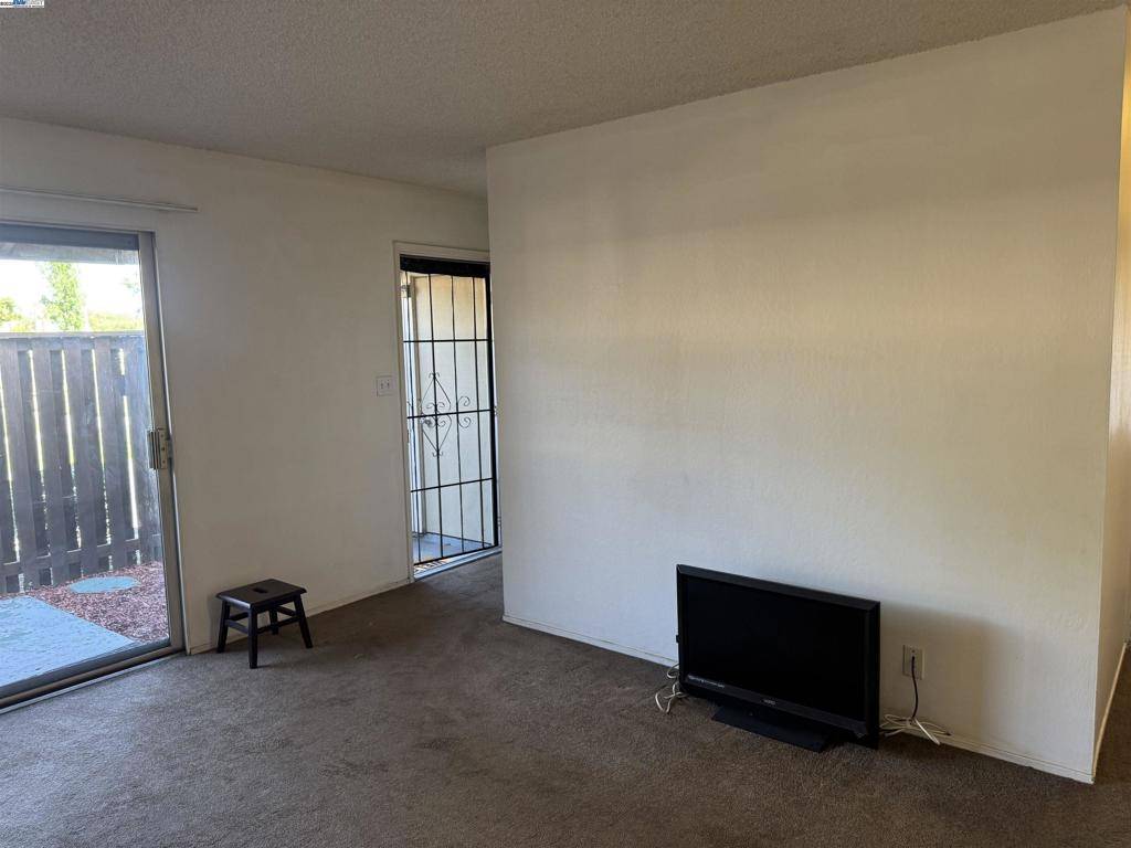 Concord, CA 94520,2001 Olivera Rd #A