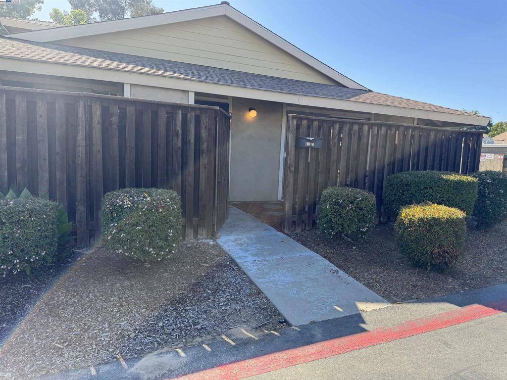 Concord, CA 94520,2001 Olivera Rd #A