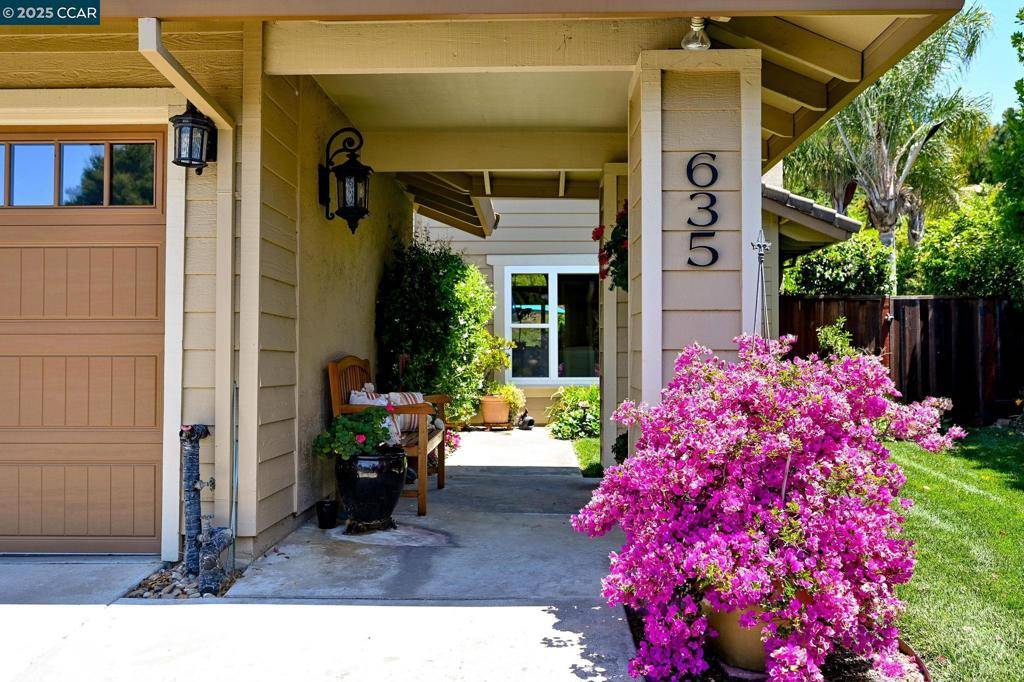 San Ramon, CA 94582,635 Canyon Crest Rd. E.