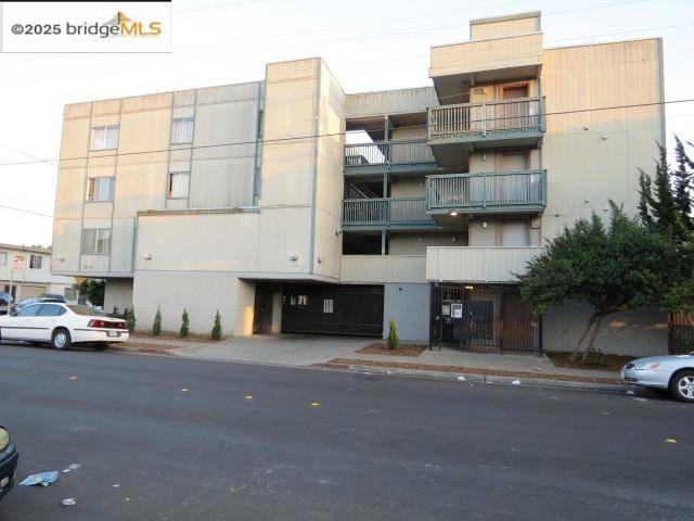 Richmond, CA 94801,1532 Chanslor AVE ##
