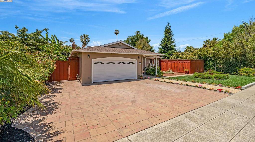 Fremont, CA 94539,41917 Camino Santa Barbara