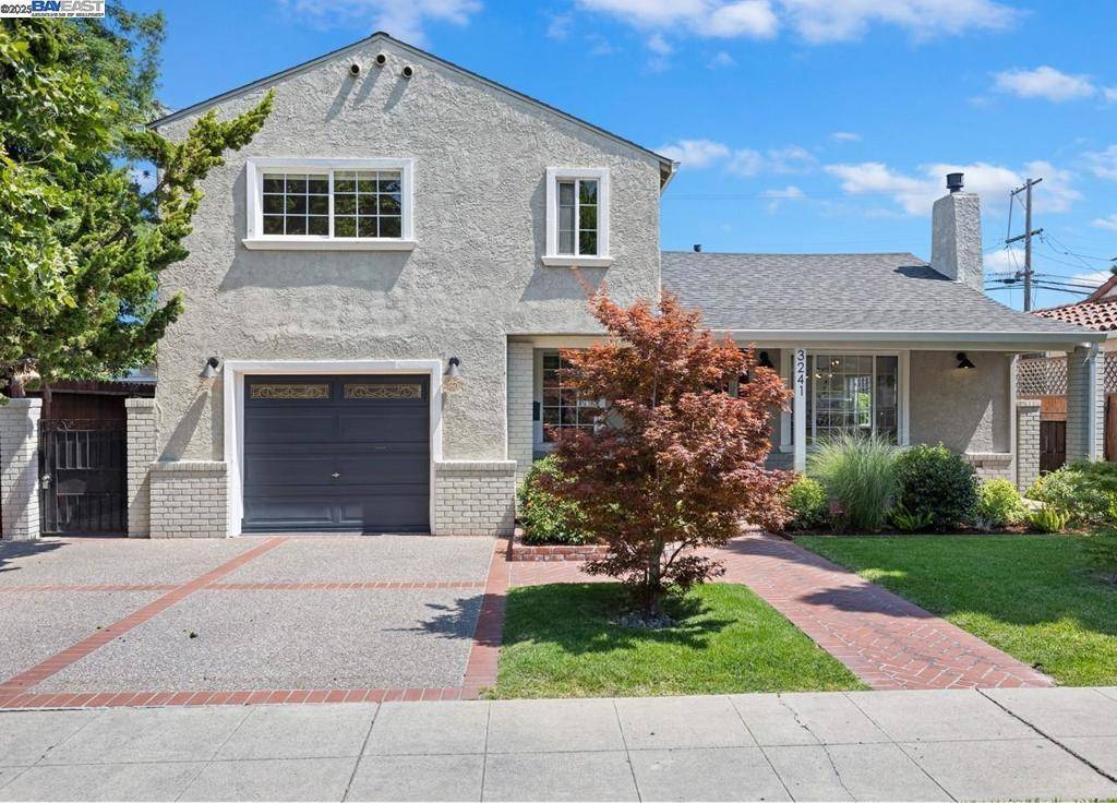 Redwood City, CA 94063,3241 Hoover St