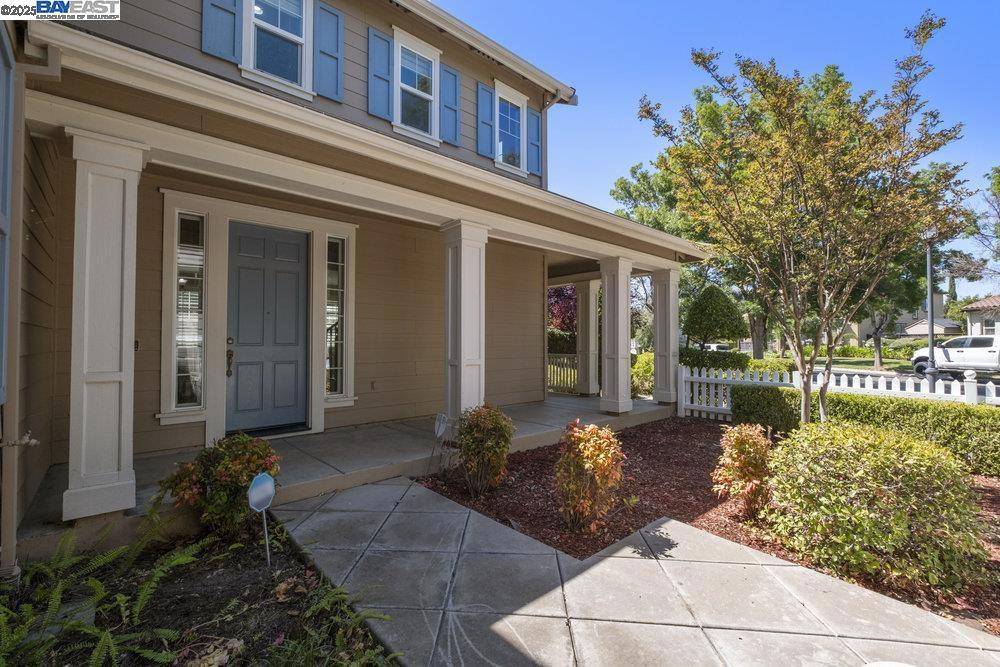 Mountain House, CA 95391,670 W Privado Way