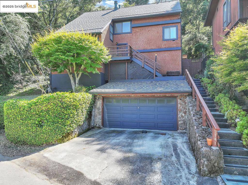 Oakland, CA 94611,7141 Homewood Dr