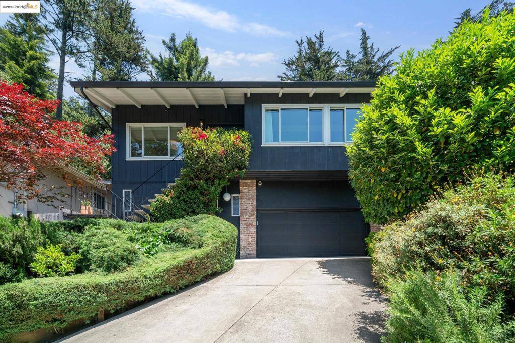 Oakland, CA 94611,6738 Aitken Dr