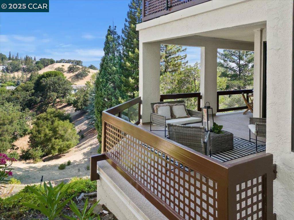 Walnut Creek, CA 94595,3274 Ptarmigan Dr #1A