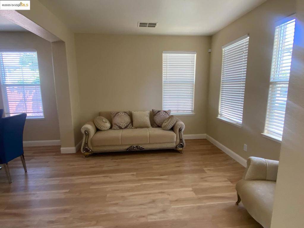 Richmond, CA 94806,5509 Vista Ct