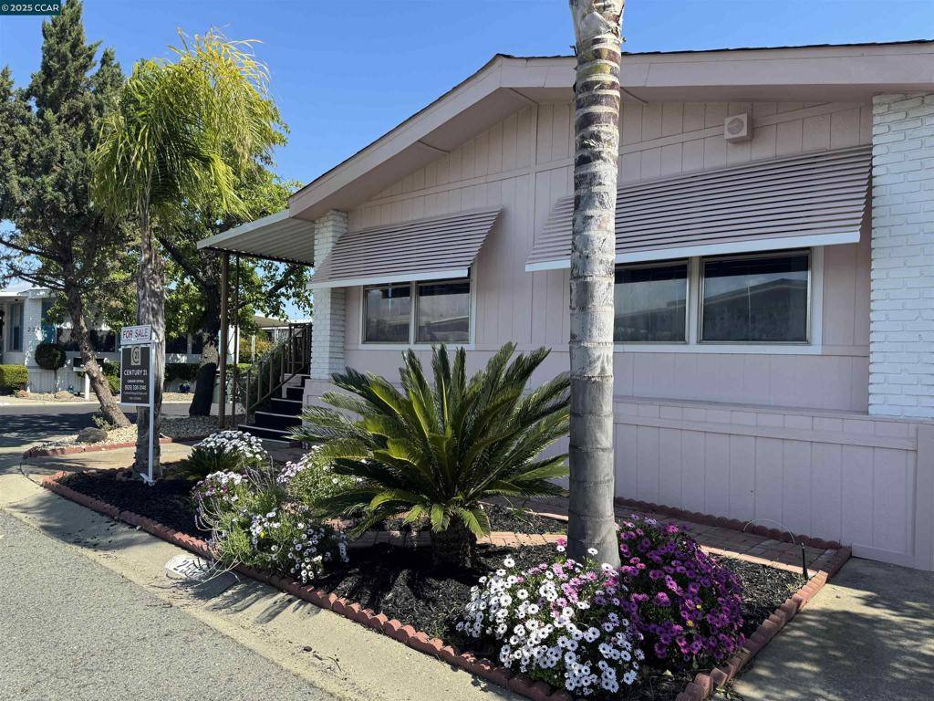 Pittsburg, CA 94565,256 Oahu Drive