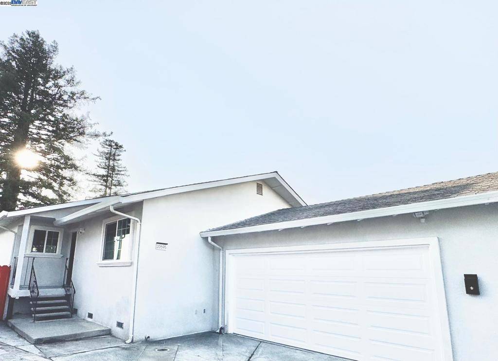Castro Valley, CA 94546,20595 Center St