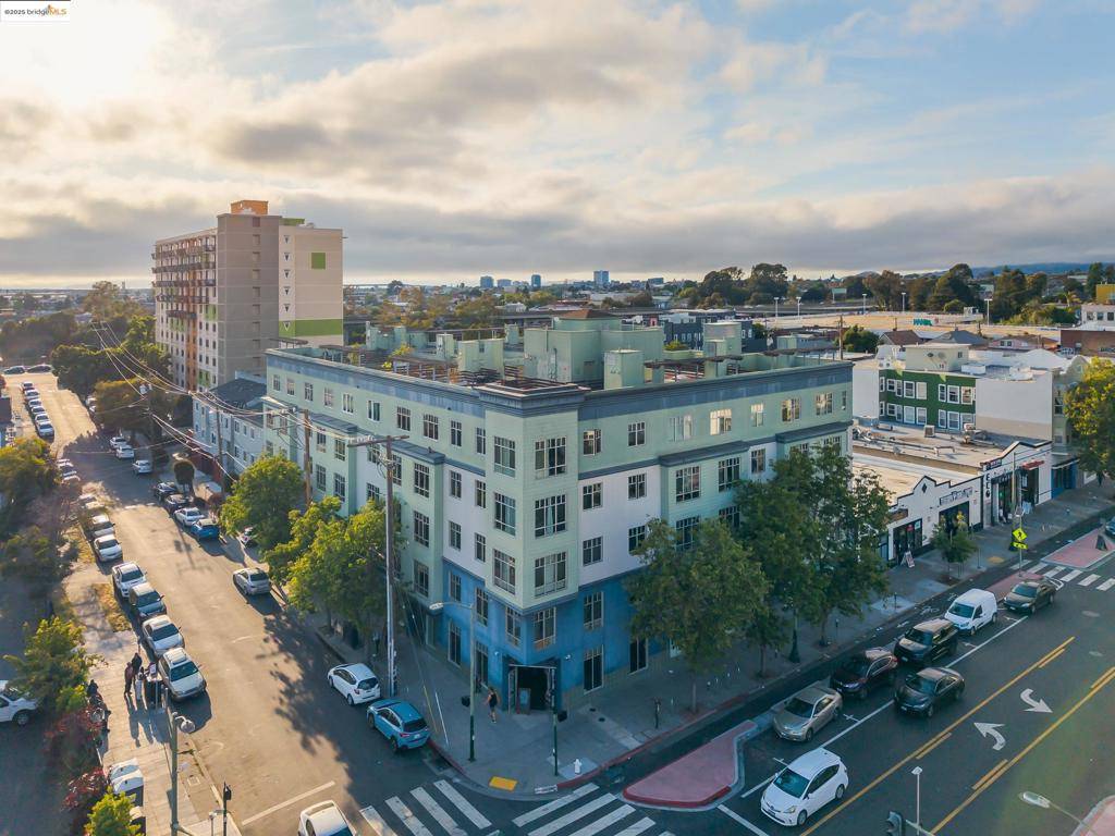 Oakland, CA 94612,2407 Telegraph Ave #504