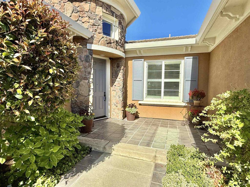 Livermore, CA 94550,2381 Allegro St