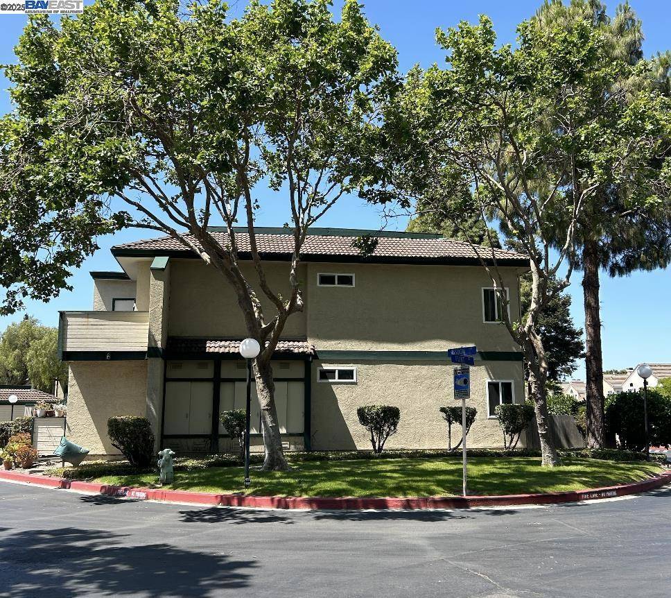 Union City, CA 94587,2936 Flint St #2936