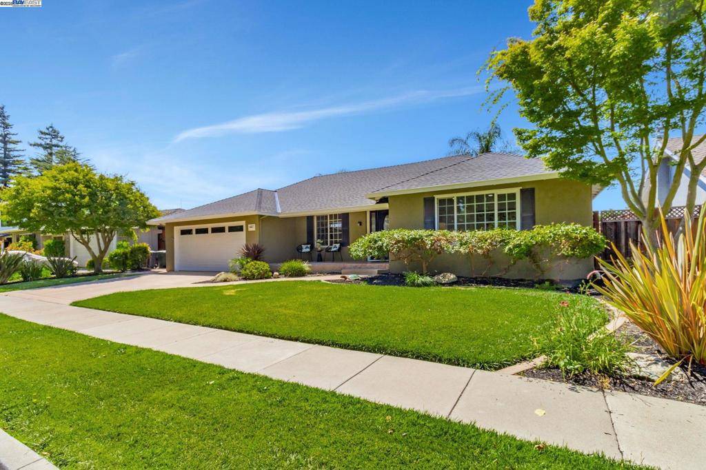 Pleasanton, CA 94566,4666 Shearwater Rd