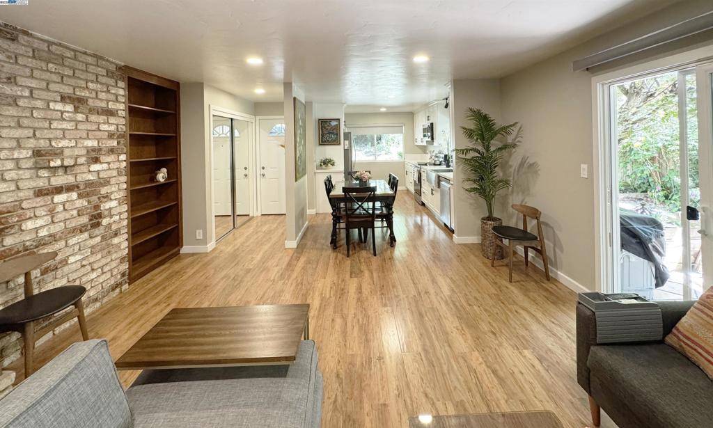 Moraga, CA 94556,148 Ascot Ct #1