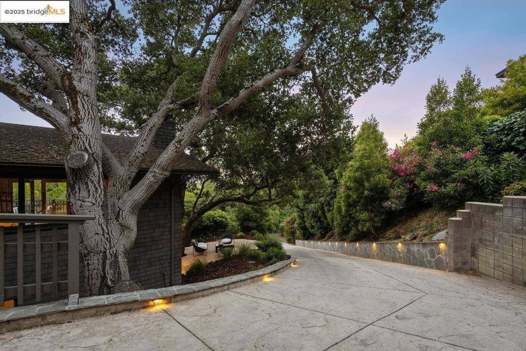 Piedmont, CA 94611,99 Lexford Rd