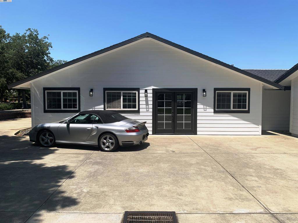 Brentwood, CA 94513,320 fairview Ave