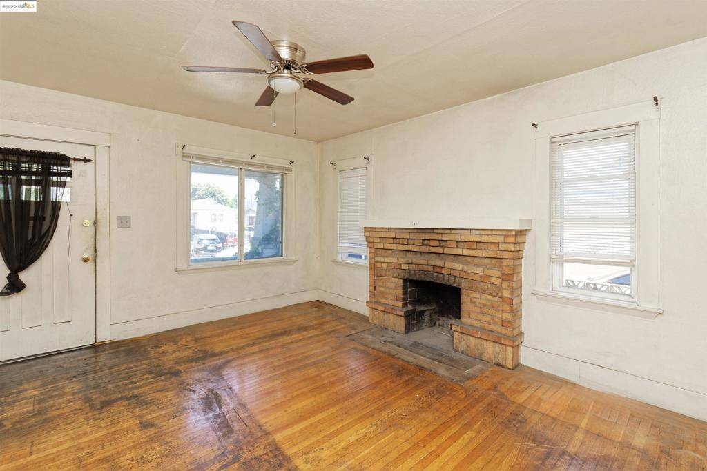 Oakland, CA 94603,1116 Elmhurst Ave