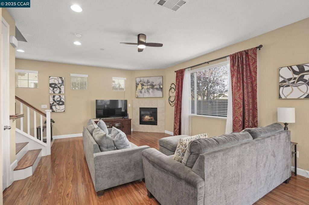 Vacaville, CA 95688,777 Del Mar Circle