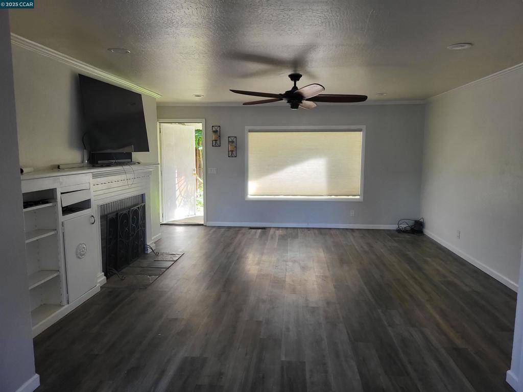 El Sobrante, CA 94803,814 Marin Rd