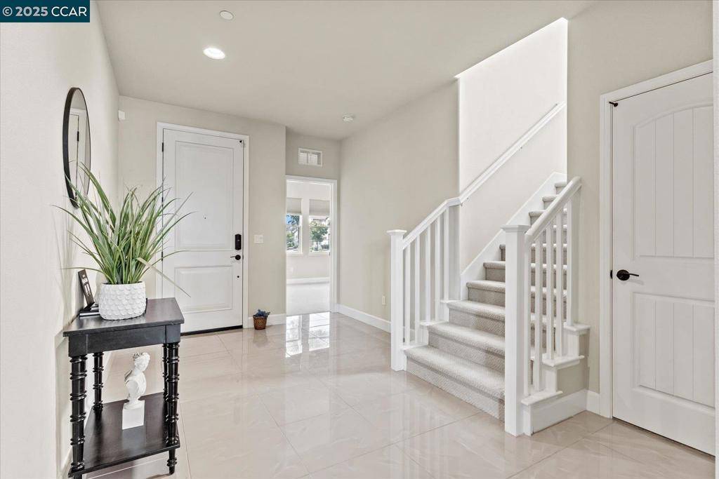 Vallejo, CA 94591,7147 Stonebrooke Drive