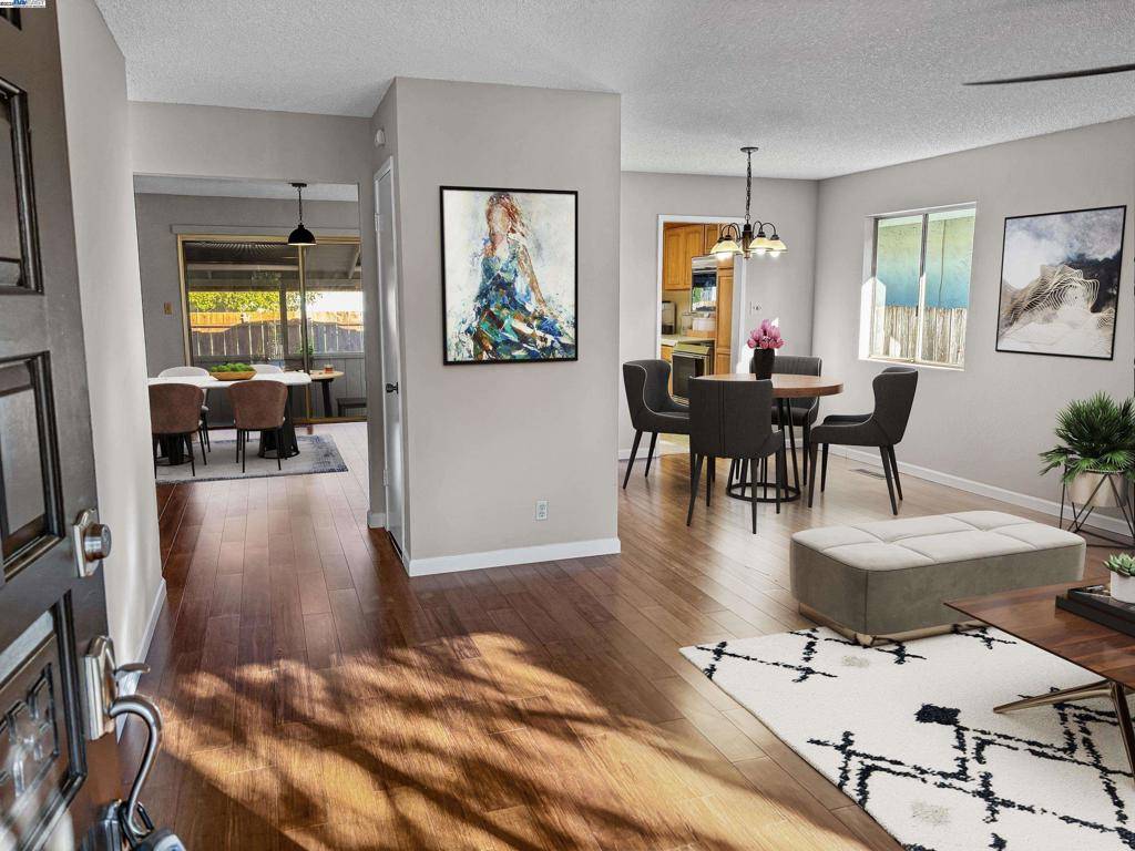 Healdsburg, CA 95448,224 Orangewood Dr