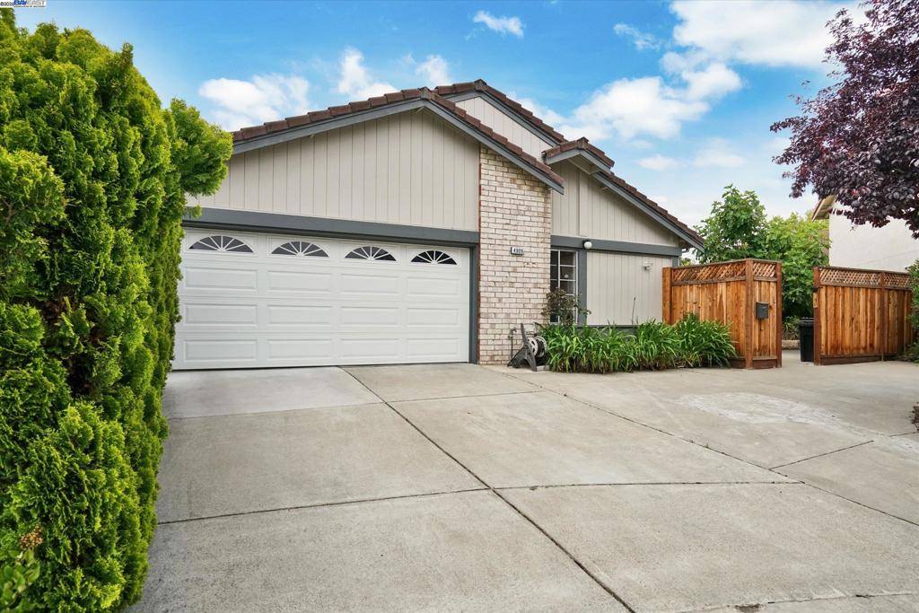 Fremont, CA 94555,4909 Romeo