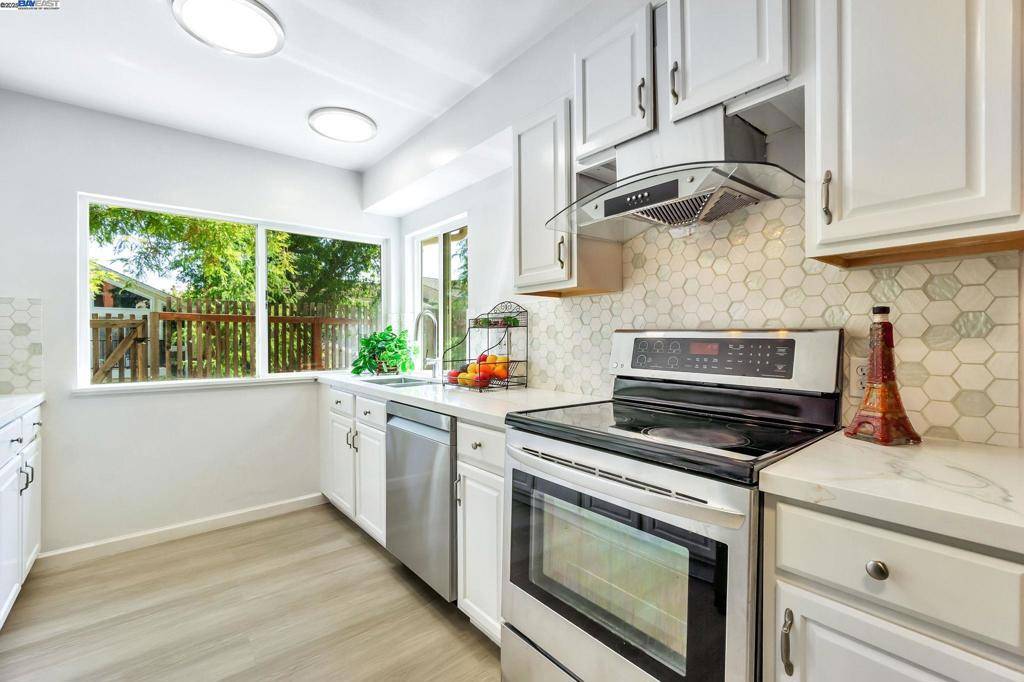 Walnut Creek, CA 94598,208 Siskiyou Ct