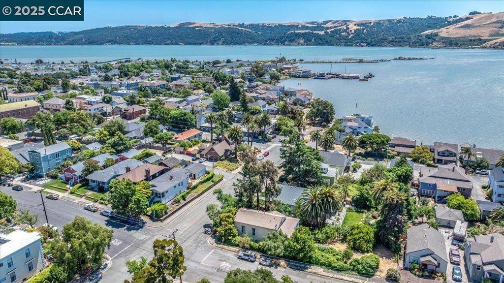 Benicia, CA 94510,735 W 2Nd St
