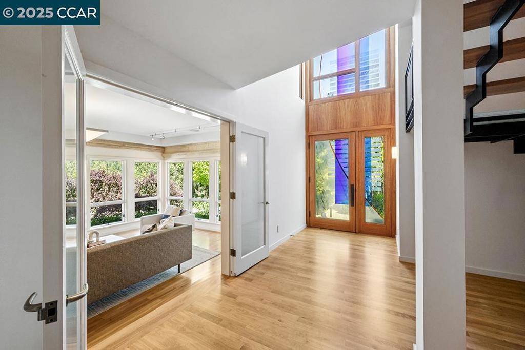Orinda, CA 94563,25 Haciendas Rd