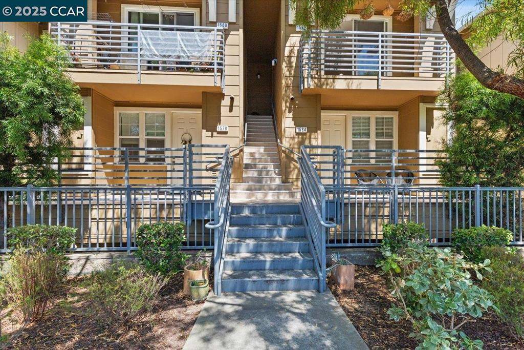 Oakland, CA 94603,1582 Chandler St #131