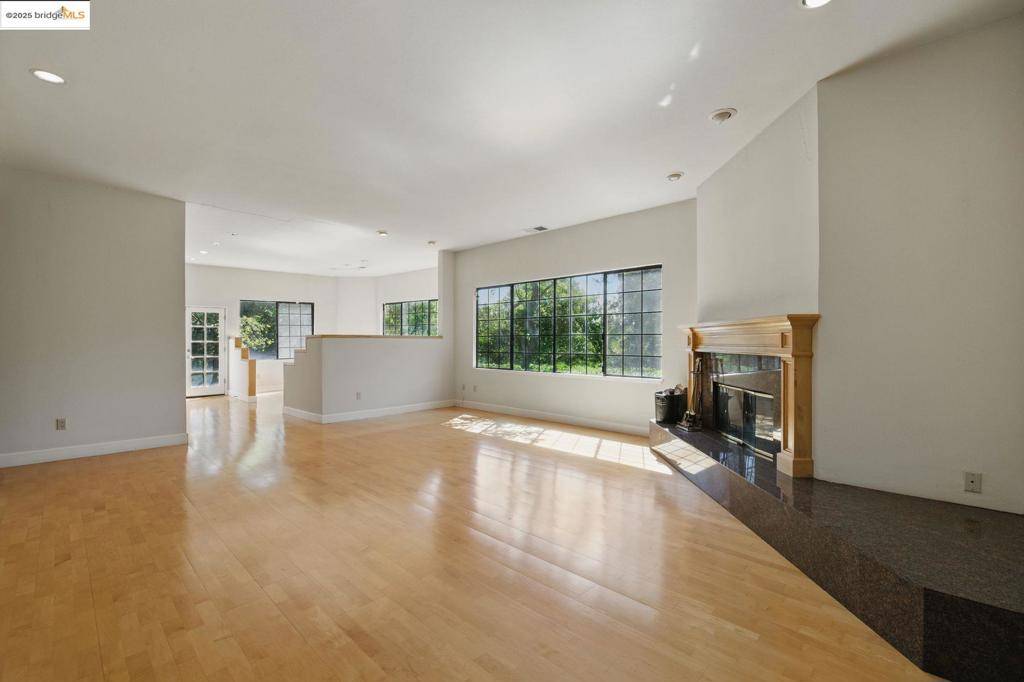 Lafayette, CA 94549,3374 Kim Rd