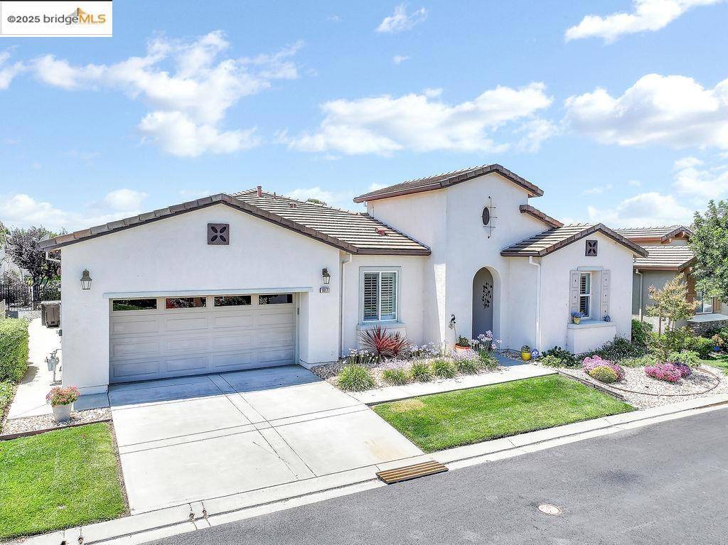 Rio Vista, CA 94571,1017 Diamante