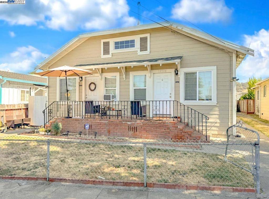 Oakland, CA 94603,10504 Voltaire Ave