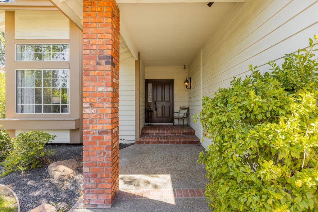 Livermore, CA 94551,458 Knottingham Cir