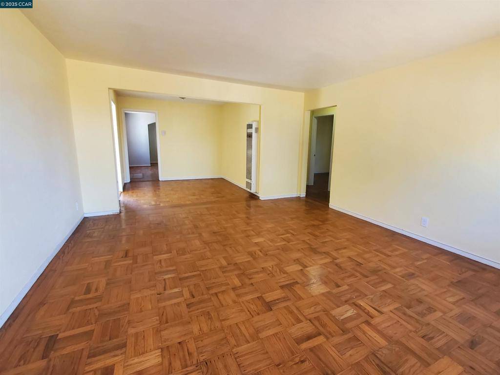 Richmond, CA 94805,766 38Th St