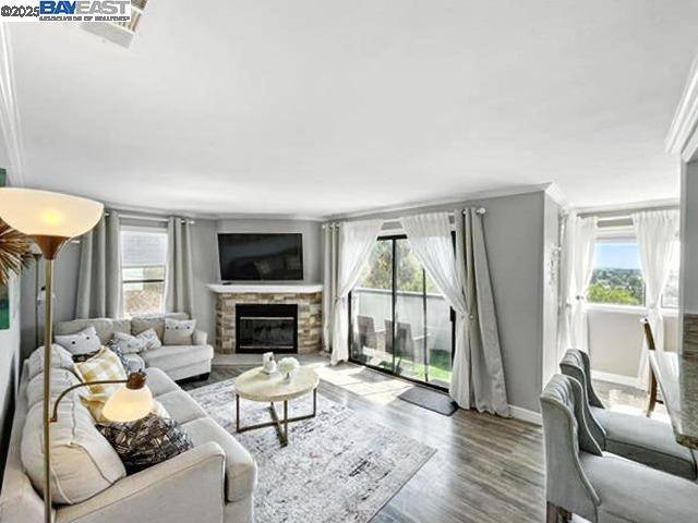 Hayward, CA 94544,947 Fletcher Ln #A233