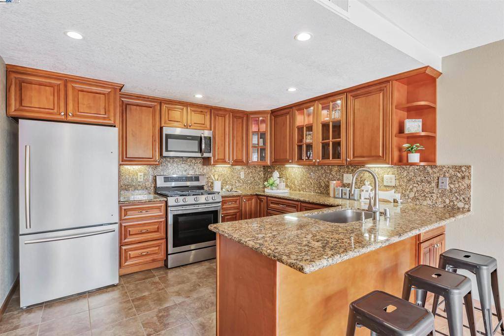 San Leandro, CA 94578,14935 Fjord St