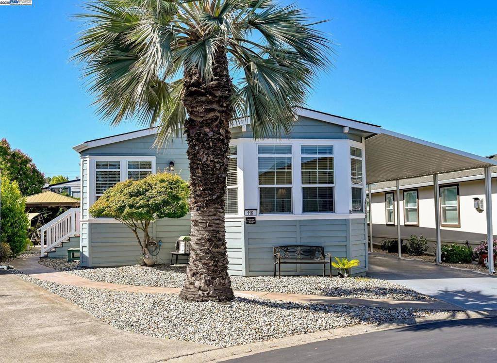 Pleasanton, CA 94566,3263 Vineyard Ave., #116