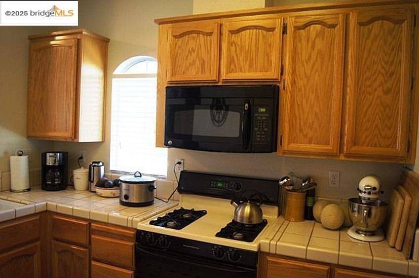 Folsom, CA 95630,1205 Albrighton Drive