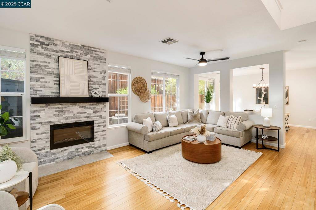 Dublin, CA 94568,10710 Ian ln