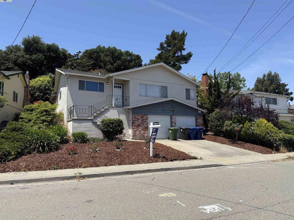Castro Valley, CA 94578,16639 Selby Dr