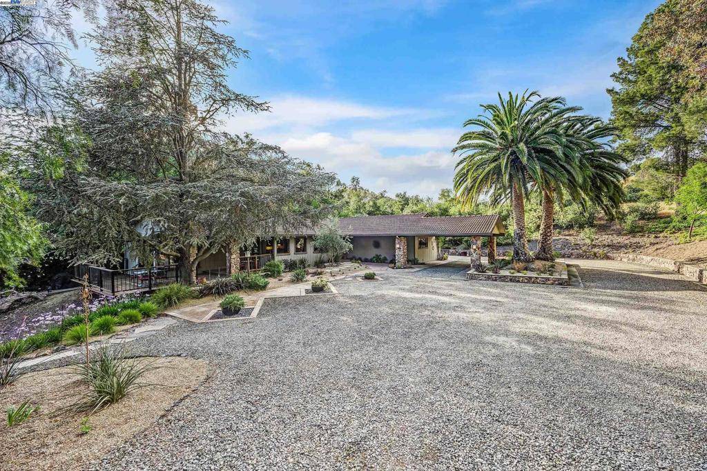 Livermore, CA 94551,12885 Morgan Territory Road
