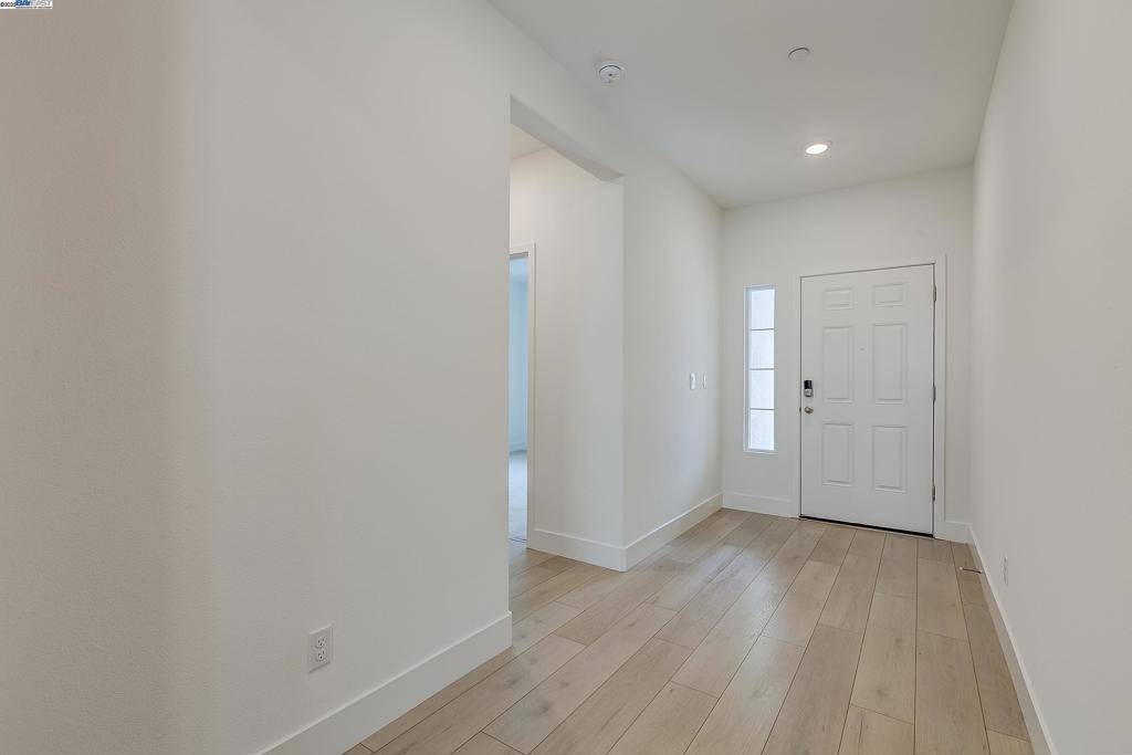 Lathrop, CA 95330,1227 RICHARDSON RD
