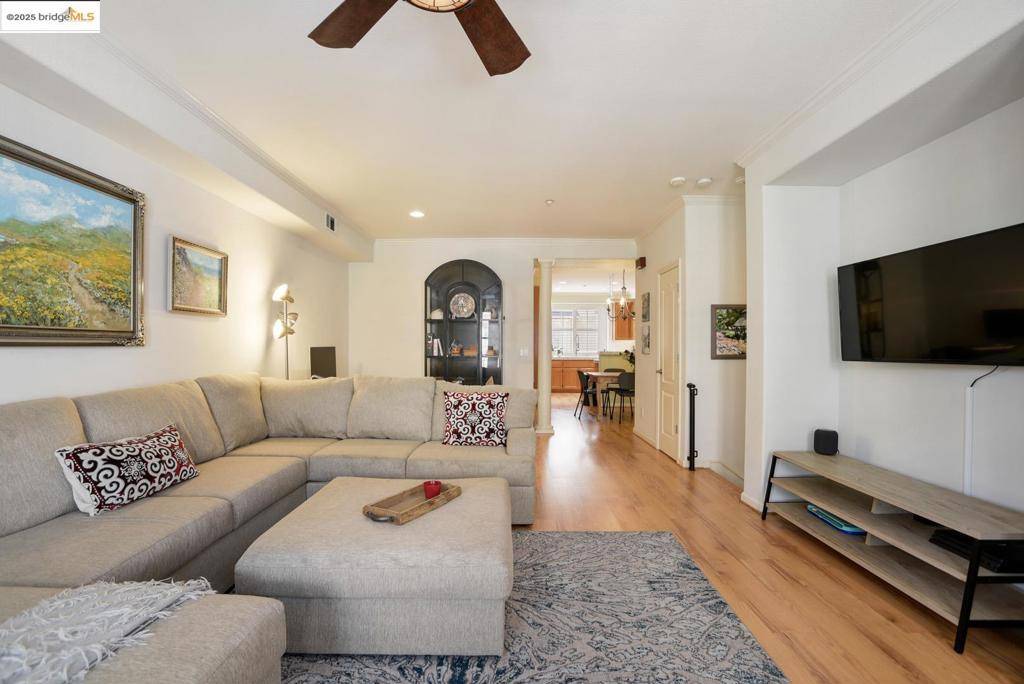 Oakland, CA 94603,10859 Packard St #155