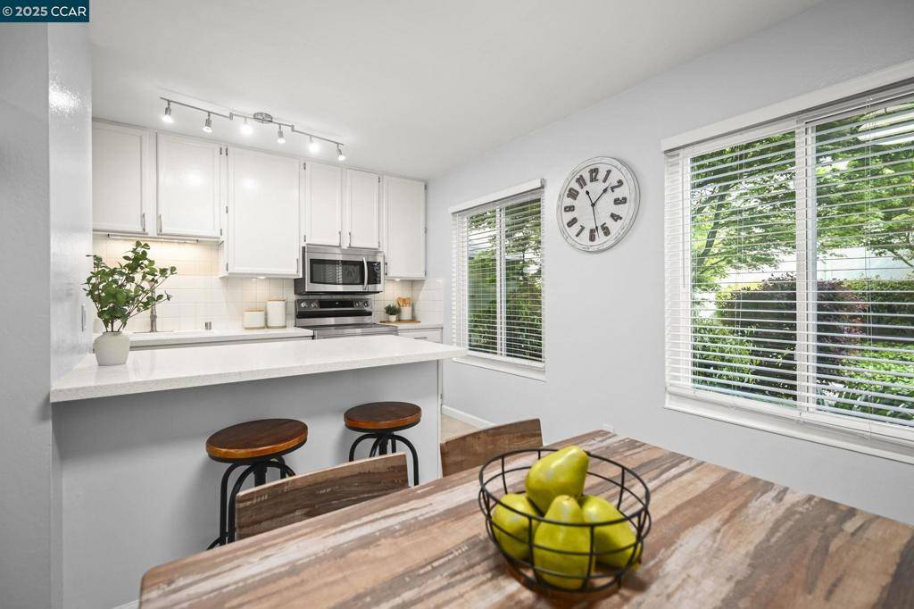 Walnut Creek, CA 94596,2560 Walnut Blvd #3