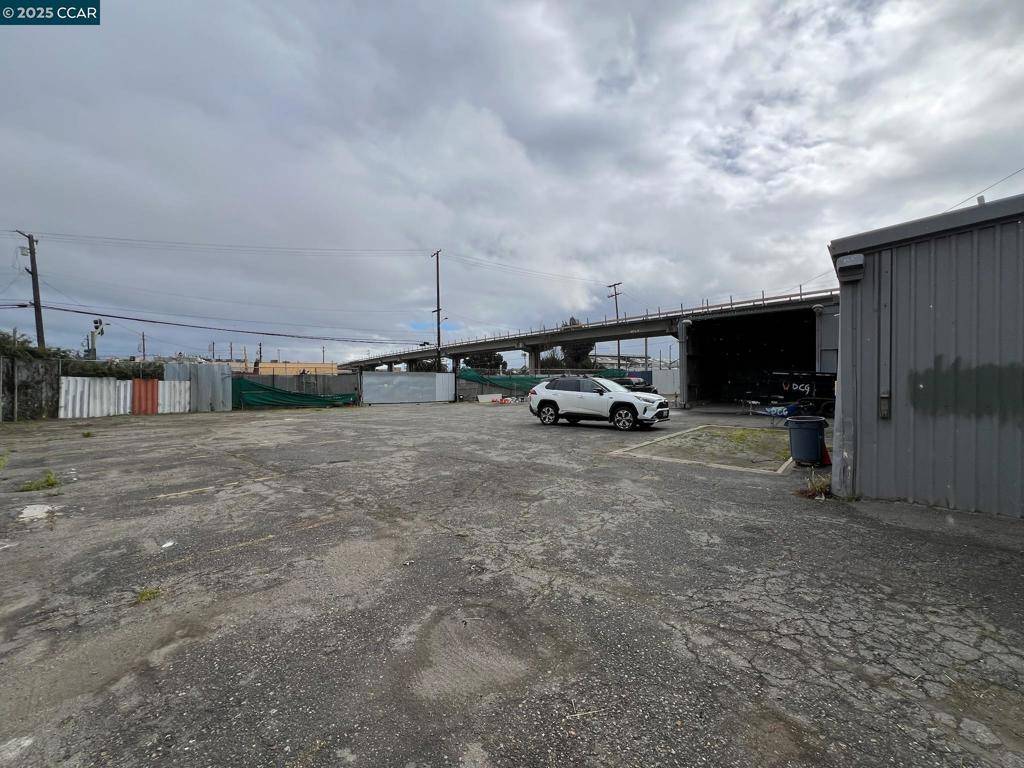 Oakland, CA 94601,1019 High St