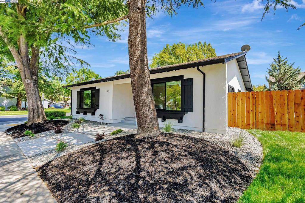 Pleasanton, CA 94588,7410 Aspen