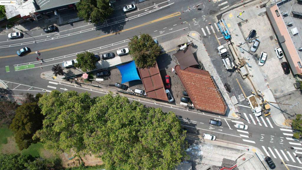 Oakland, CA 94606,1901 Park Blvd