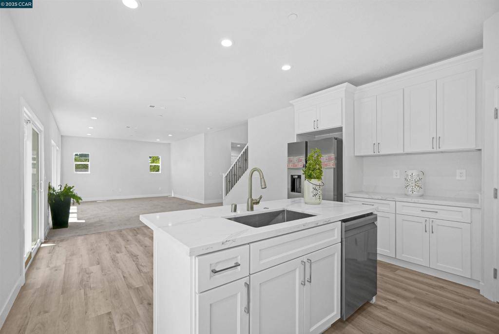 Concord, CA 94518,2722 Cowell Rd